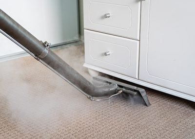 professional-carpet-cleaner-Fife